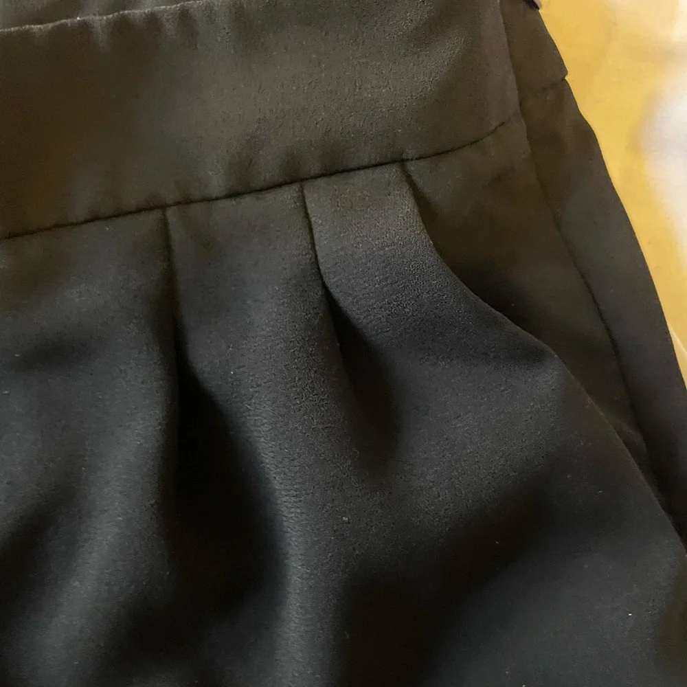 Express Black Cuffed Shorts size 0 - Picture 5 of 5